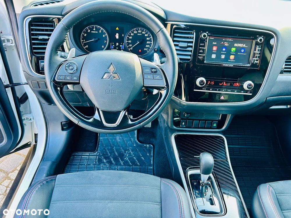 Mitsubishi Outlander 2.0 2WD CVT Diamant+ - 16
