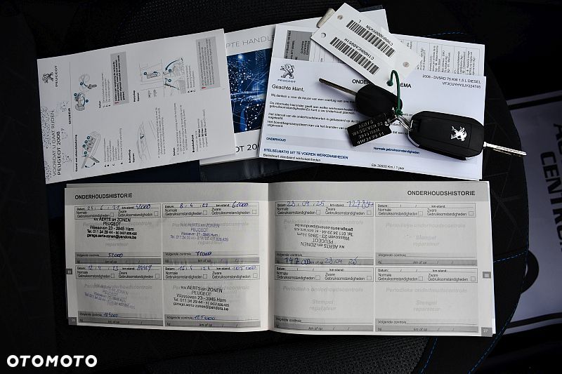 Peugeot 2008 BlueHDi 100 STOP & START Style - 37