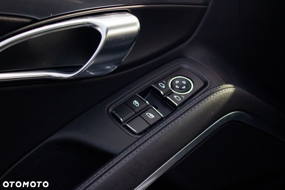 Porsche 718 Cayman GPF PDK - 11