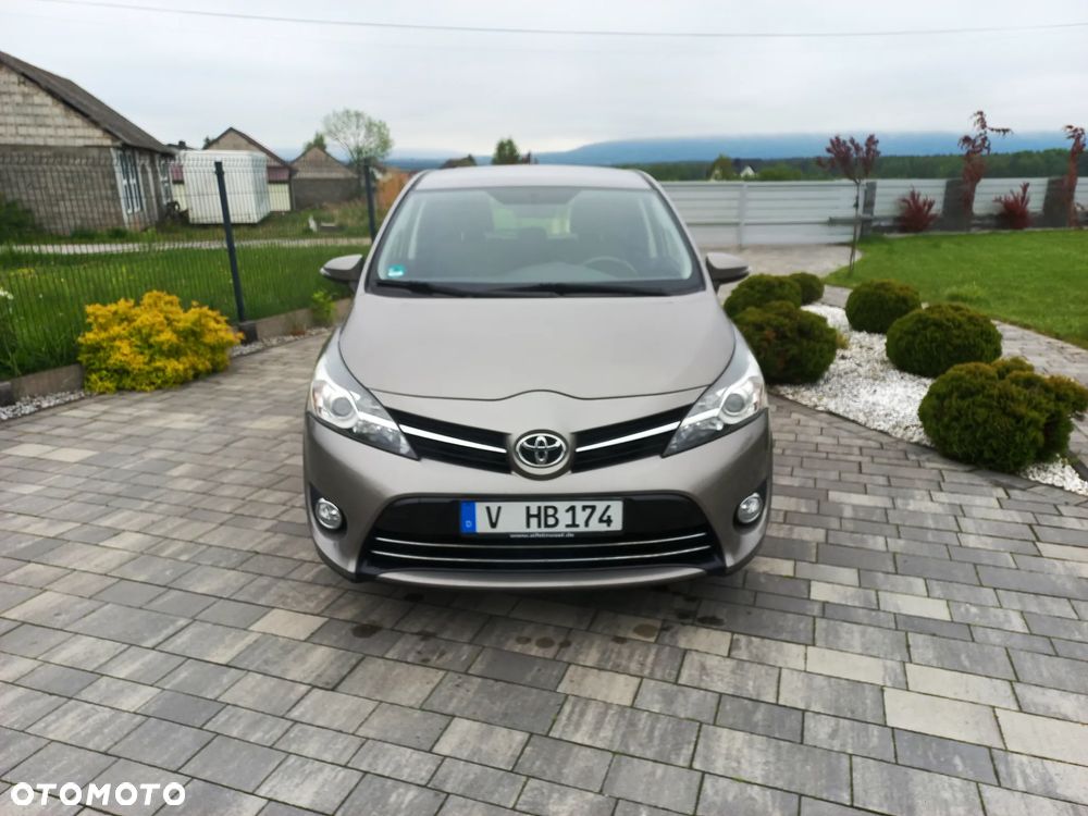 Toyota Verso 1.6 D-4D 5-Sitzer Start/Stop - 2