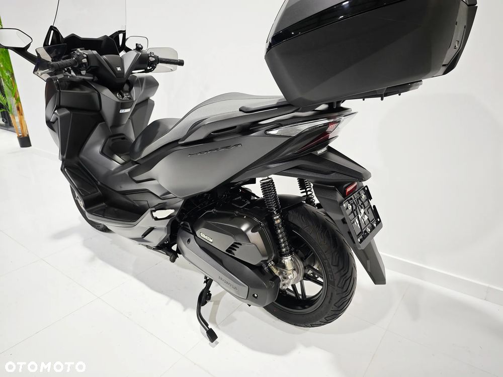 Honda NSS - 12