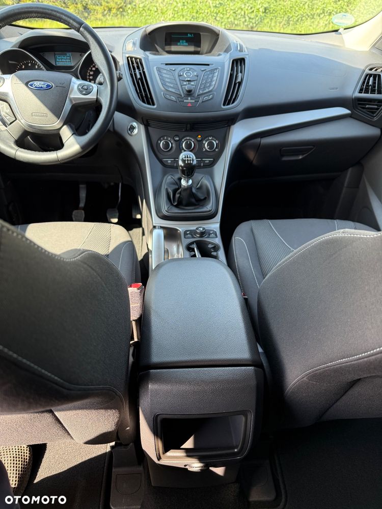Ford Kuga 1.5 EcoBoost 2x4 Trend - 25