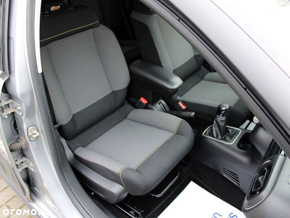 Citroën C3 1.2 PureTech Shine - 15