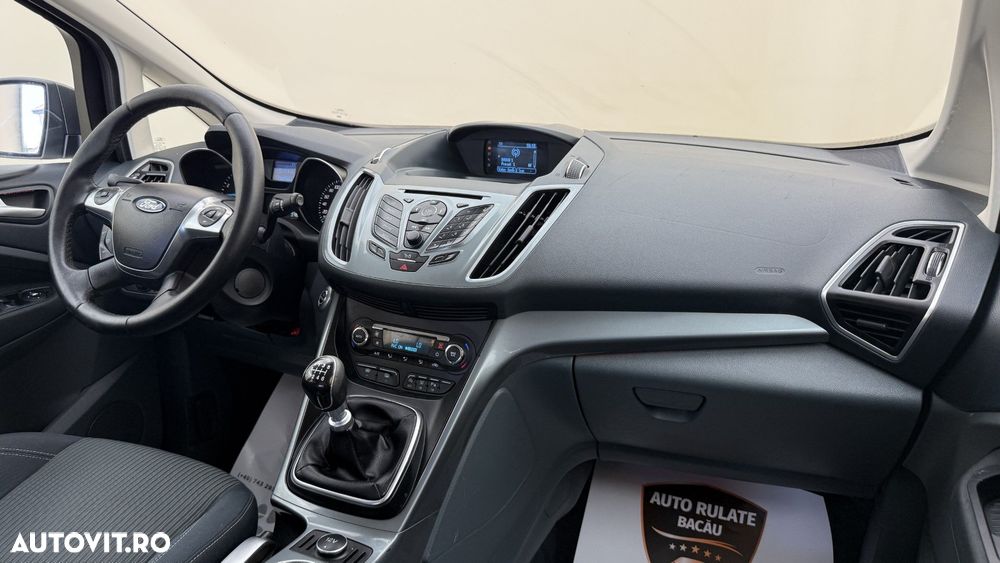 Ford C-Max - 13