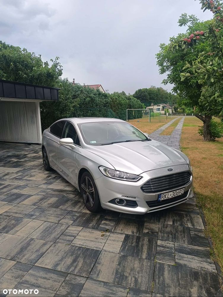 Ford Fusion - 1