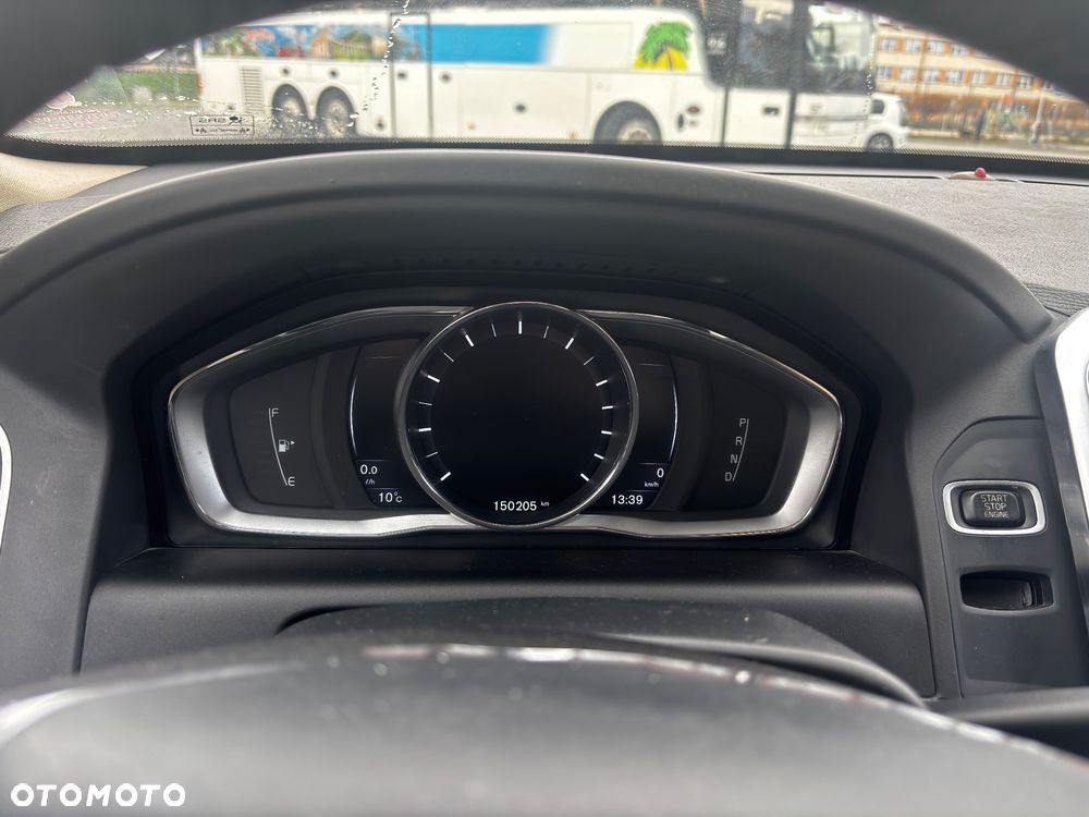 Volvo XC 60 T6 AWD Geartronic Momentum - 6