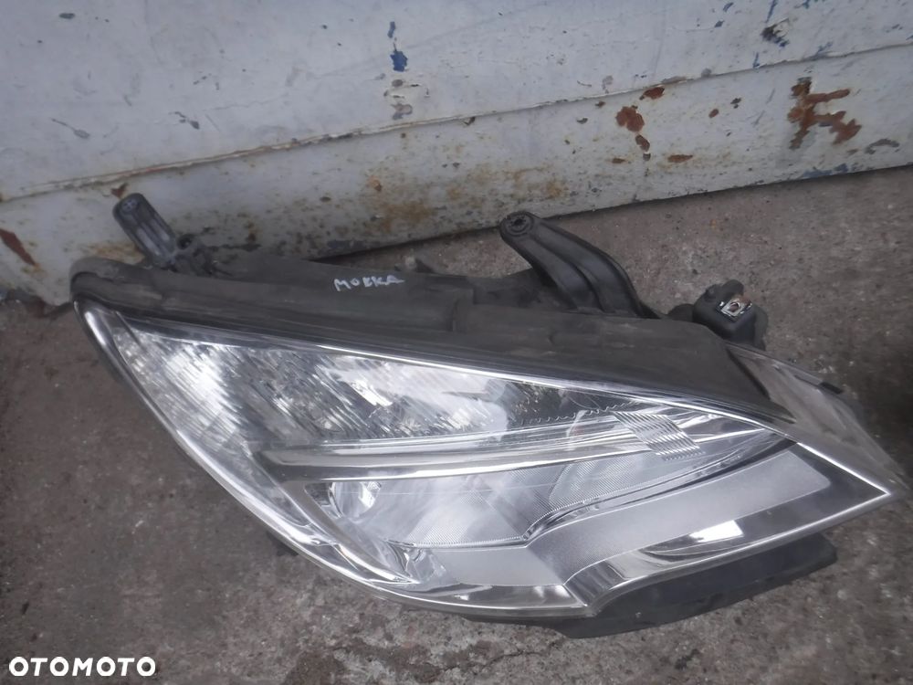 Opel Mokka  12-16 lampa przod  lewa prawa - 3