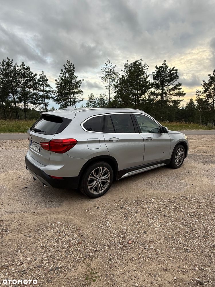 BMW X1 xDrive25i GPF Advantage - 6