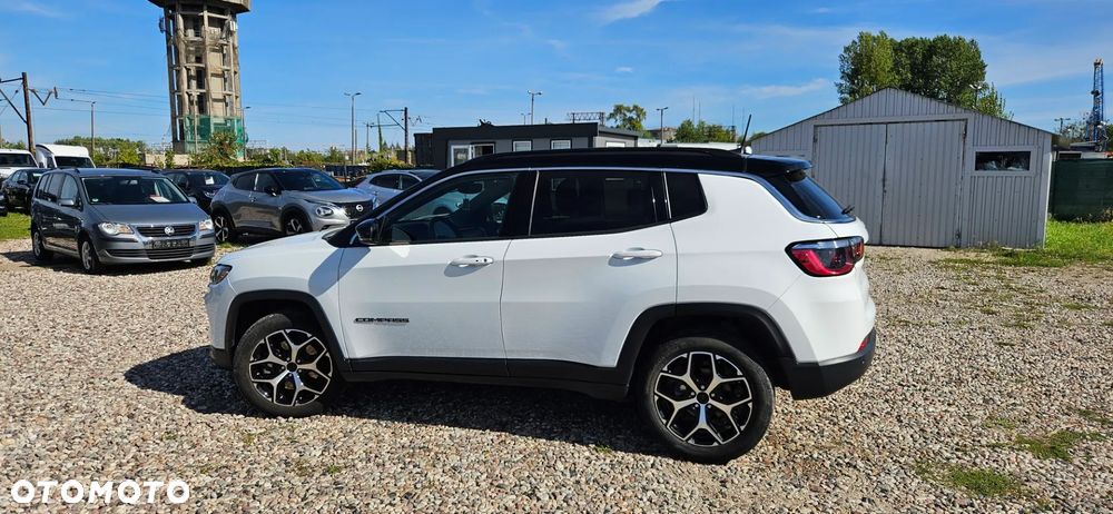 Jeep Compass - 12