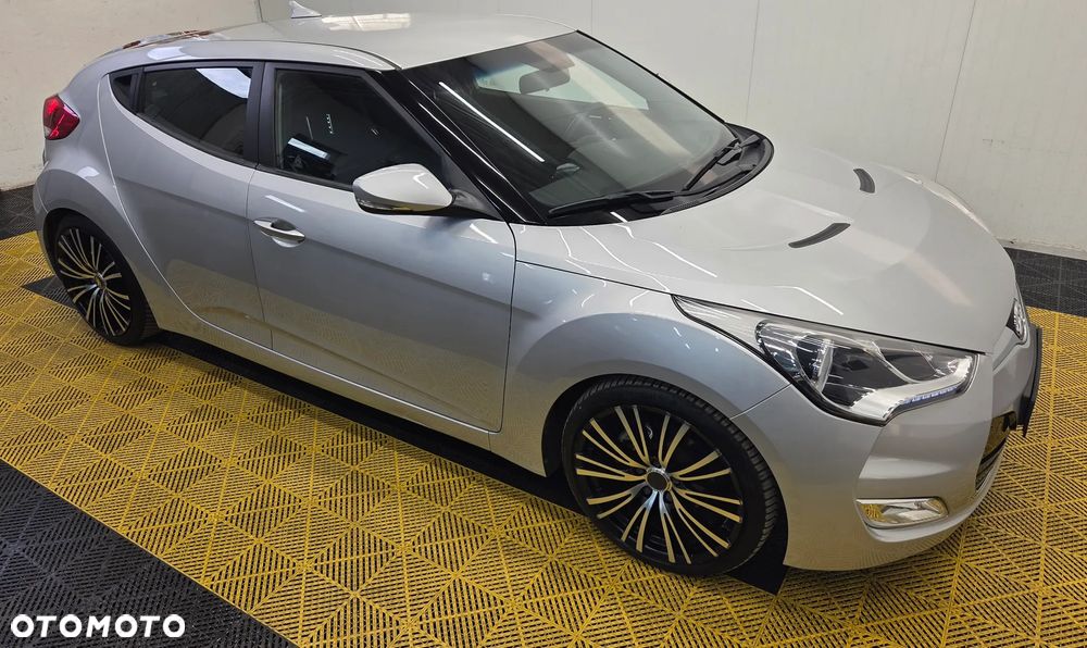 Hyundai Veloster 1.6 blue Premium - 10