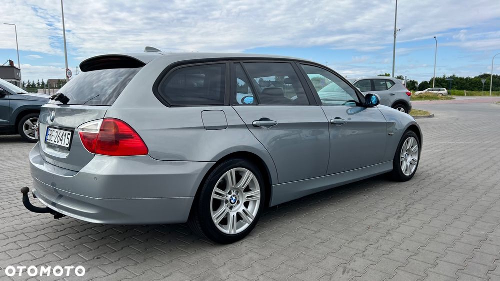 BMW Seria 3 320d DPF - 3