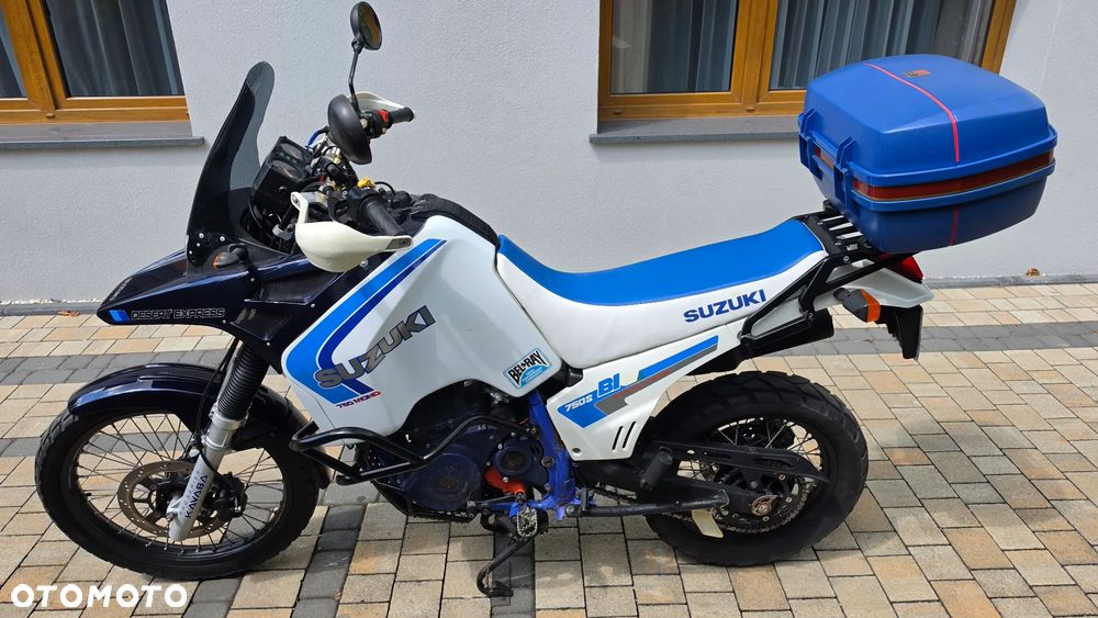 Suzuki DR - 4