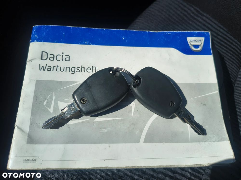 Dacia Sandero 1.6 MPI Laureate - 25