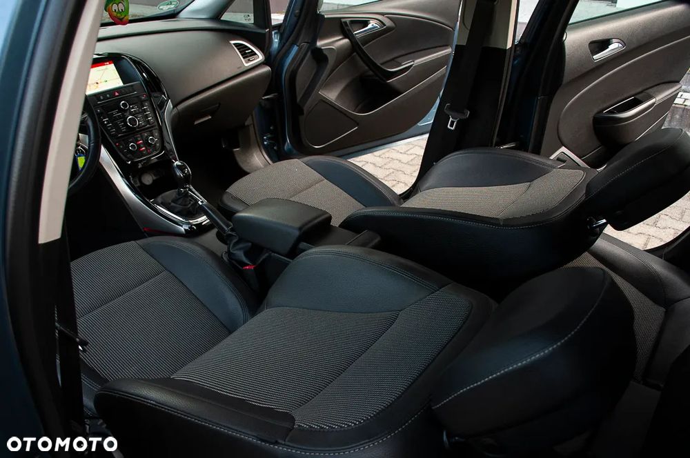 Opel Astra 1.4 Turbo - 30