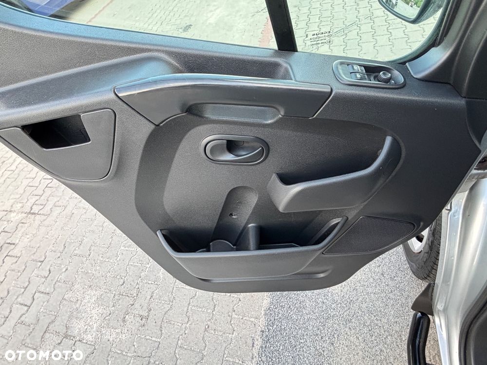Renault Master - 12