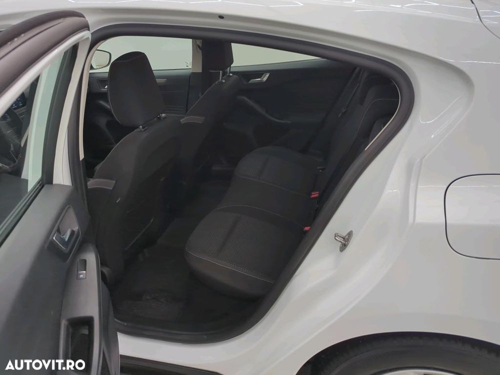 Ford Focus 1.0 EcoBoost MHEV Connected - 8