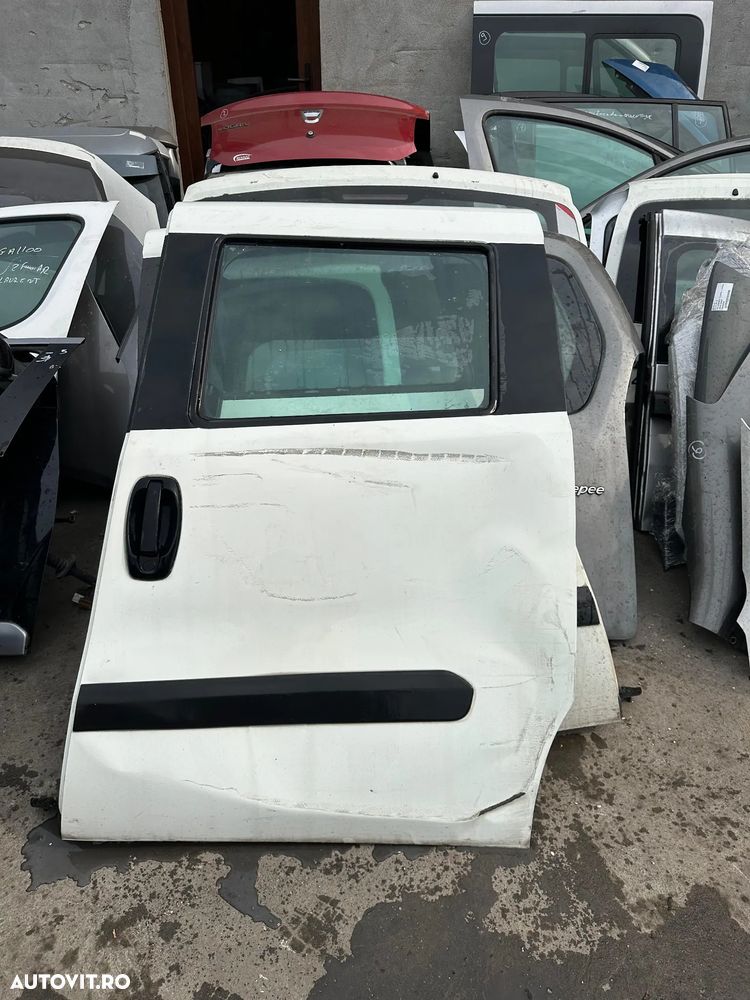 Usa culisanta laterala stanga cu geam culisant Fiat Doblo 2015-2020 - 1