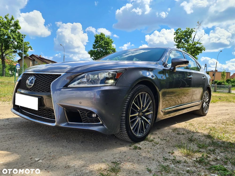 Lexus LS 600h F Sport - 1