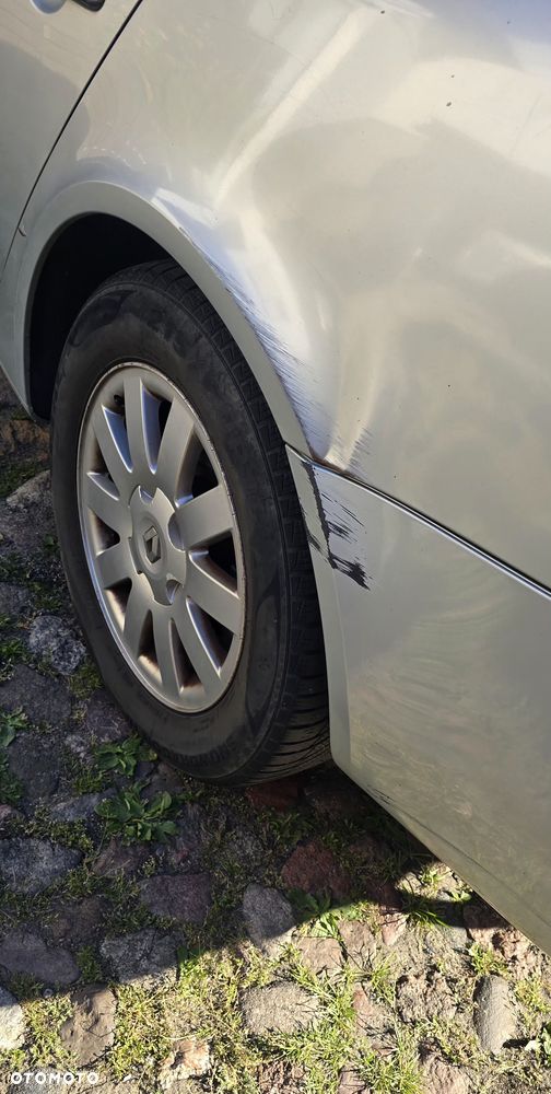 Renault Laguna - 8