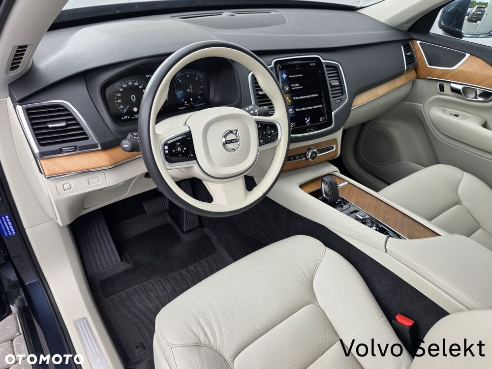 Volvo XC 90 - 13