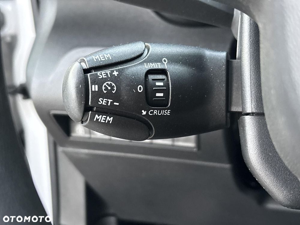 Toyota Proace City Verso 1.5 D-4D Business - 22