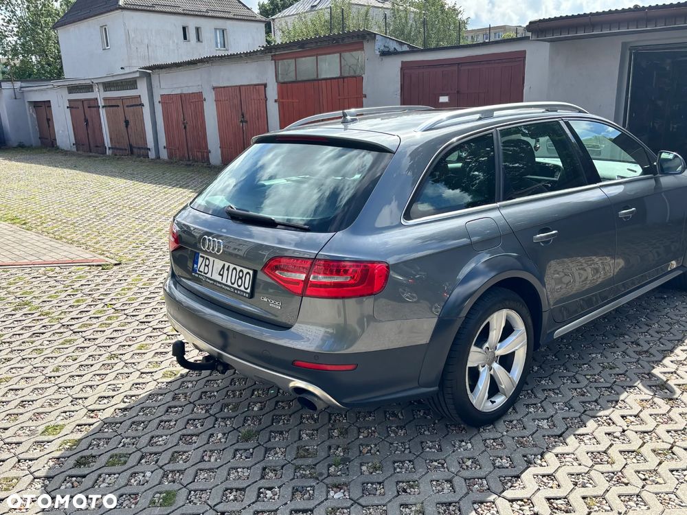 Audi A4 Allroad quattro 2.0 TFSI S tronic - 5