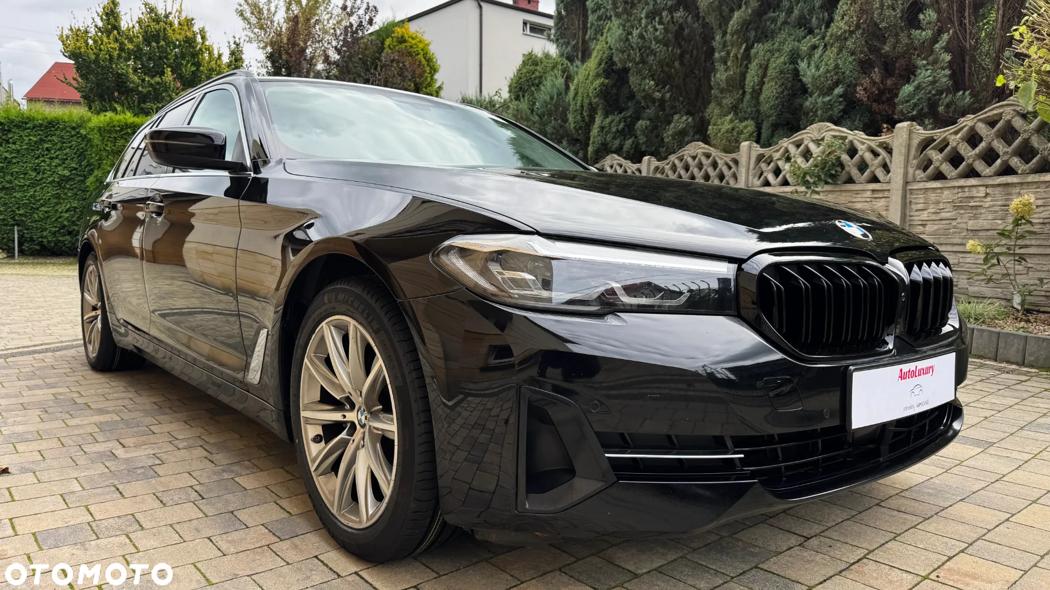 BMW Seria 5 520d Sport Line - 14