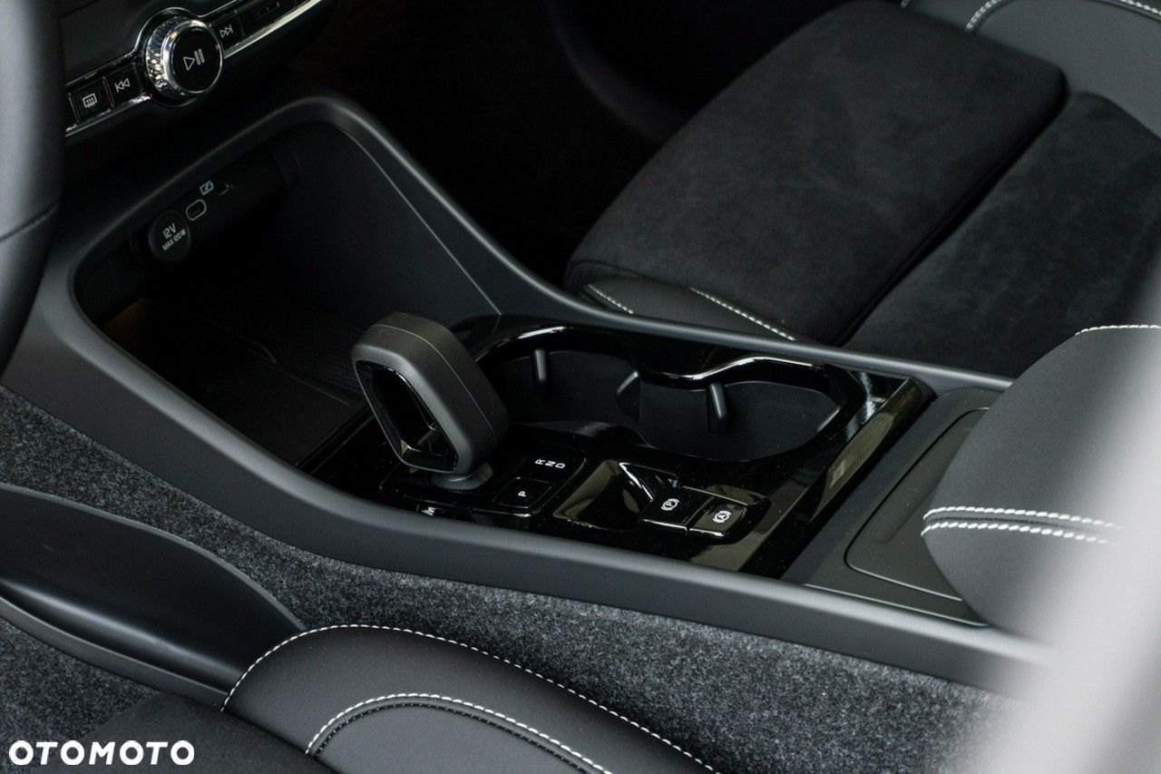 Volvo XC 40 - 13