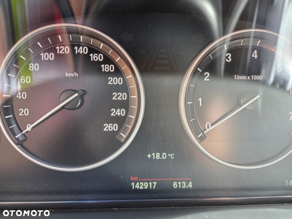 BMW Seria 5 528i Sport-Aut Luxury Line - 10
