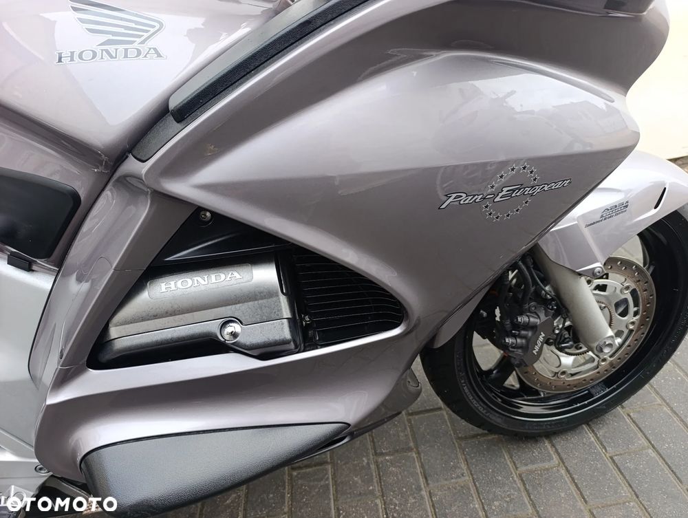 Honda ST - 30