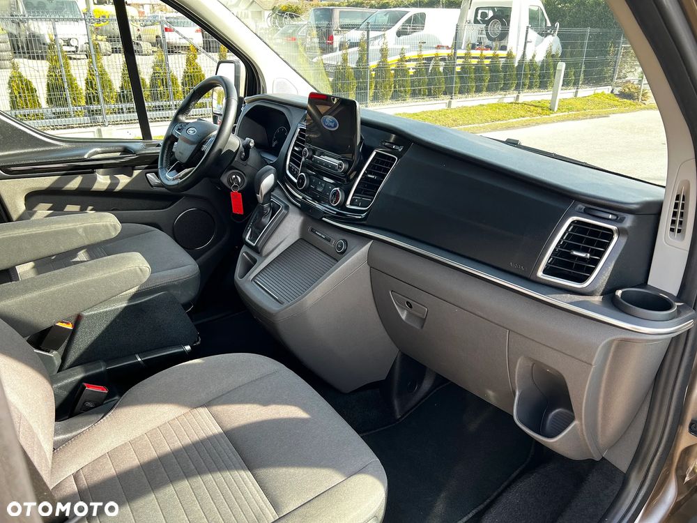 Ford Tourneo Custom 2.0 EcoBlue L1 Titanium SelectShift - 21