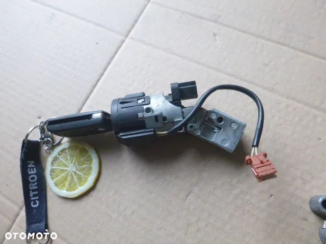 ZESTAW STARTOWY STACYJKA KOMPUTER BSI CITROEN C2 1.1 8V - 15