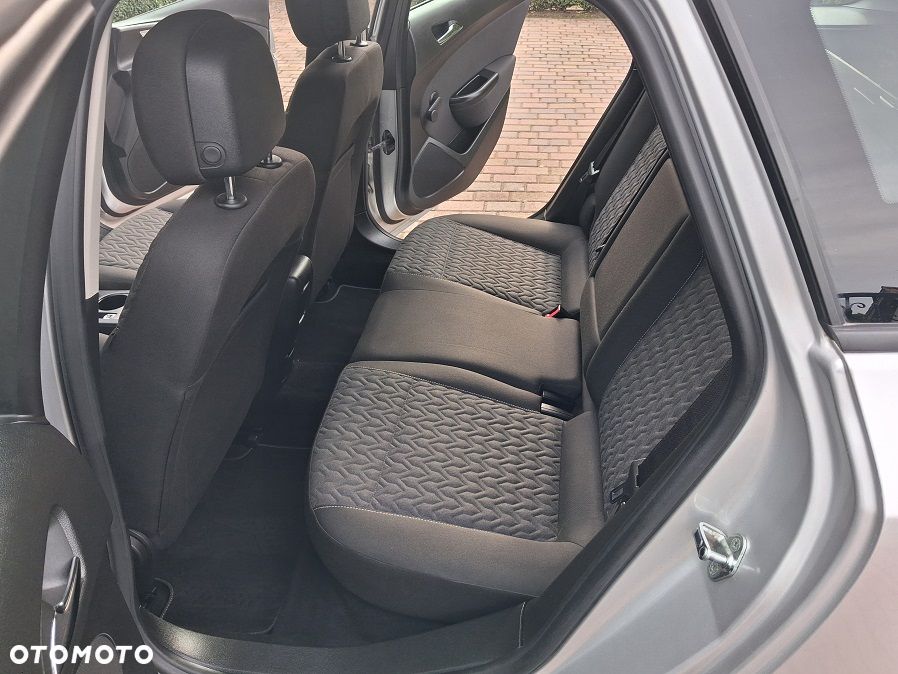 Opel Astra - 17