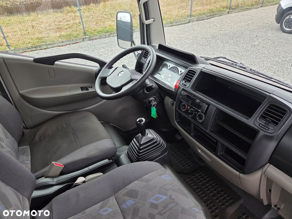 Renault Maxity 2.5 DCI 110KM/ Hakowiec / DMC 3.5T / - 18