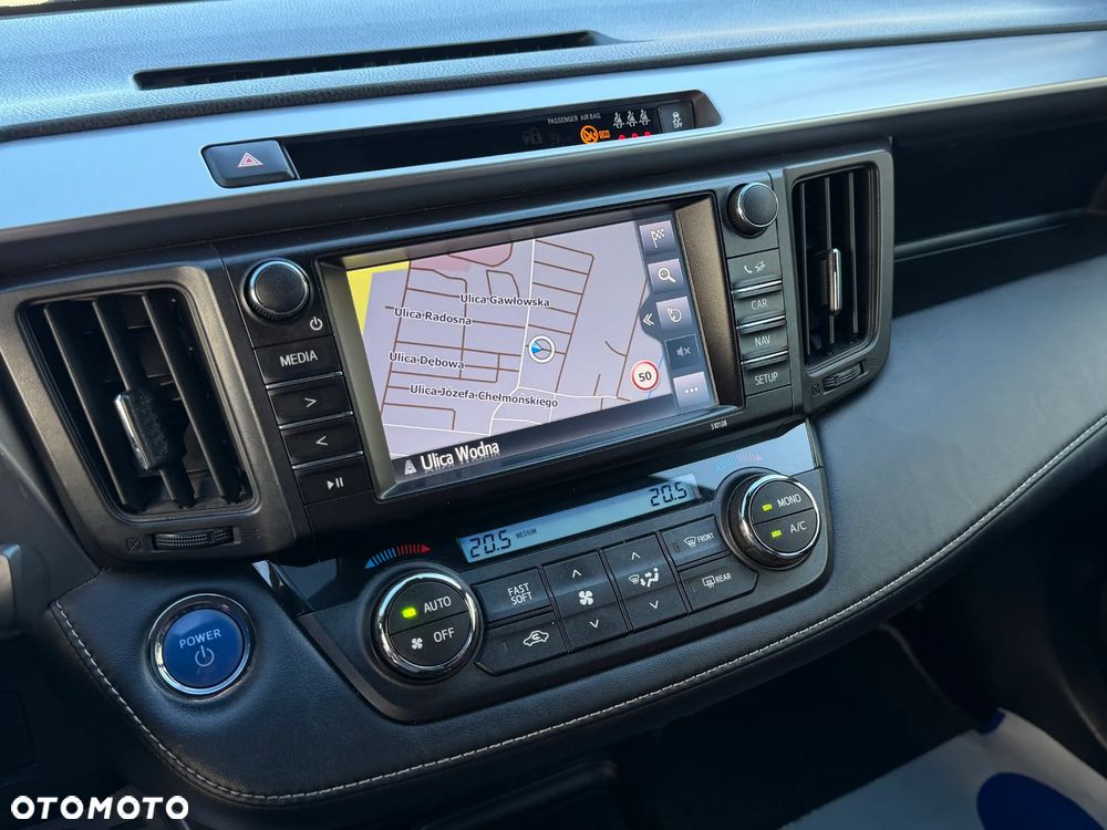 Toyota RAV4 Hybrid Selection 4x2 - 14