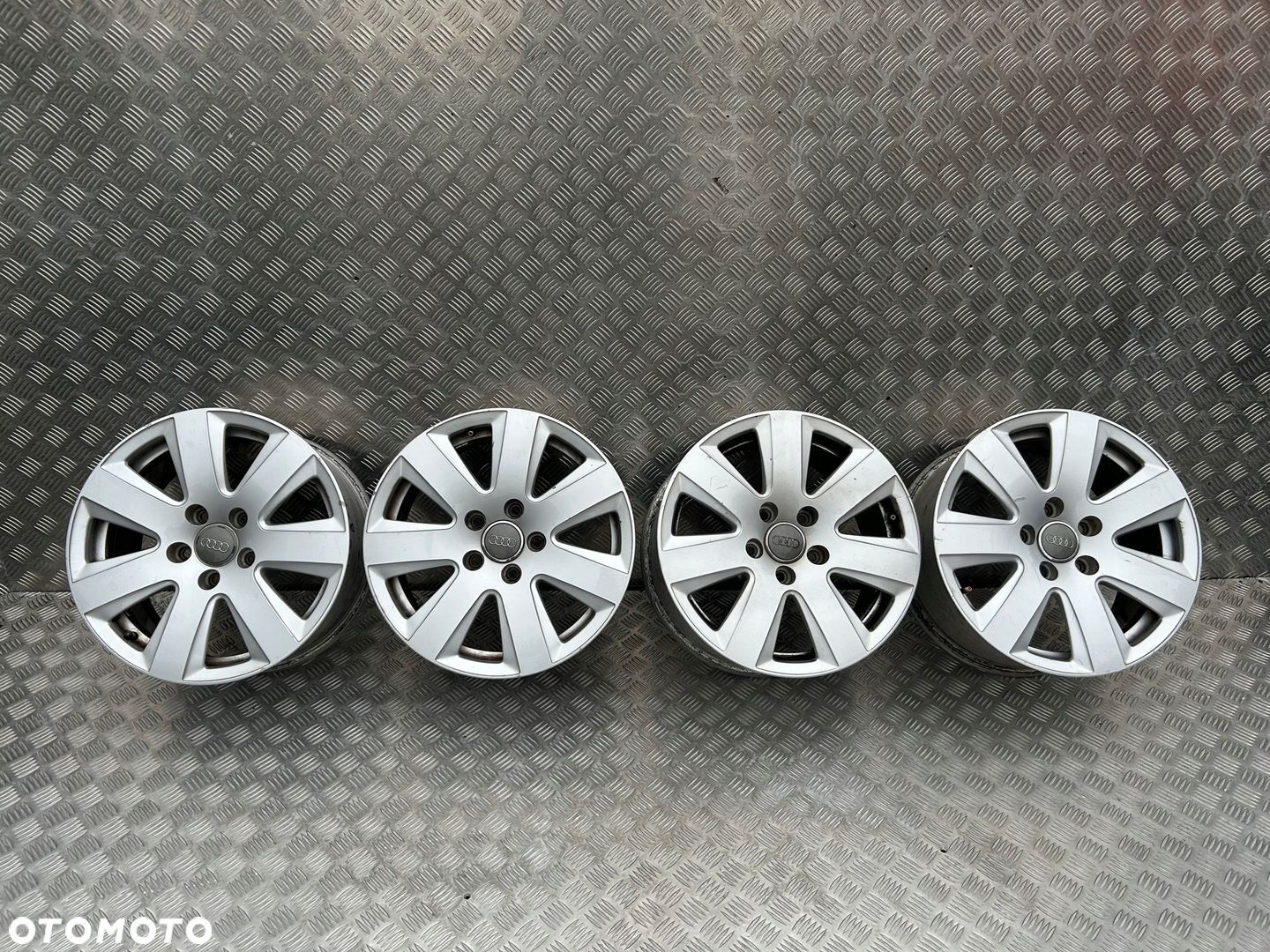 FELGI AUDI 7.5Jx16 ET45 5x112 4F0 601 025 AJ - 1