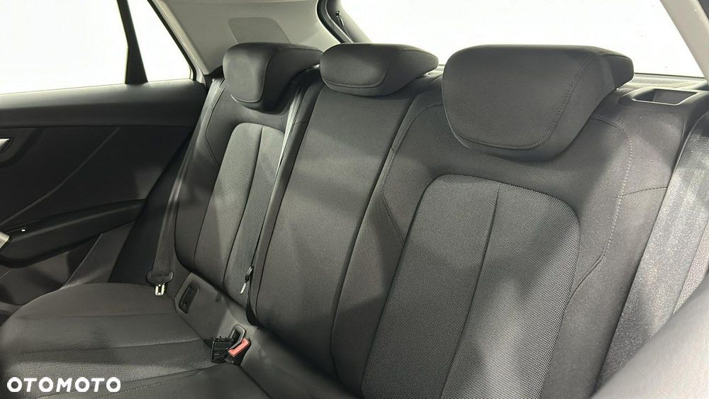 Audi Q2 35 TFSI S tronic - 12