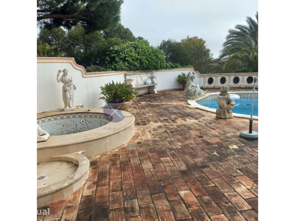 Excelente Moradia térrea com lote de 1670 m2 , com piscina e acesso... - Grande imagem: 2/60