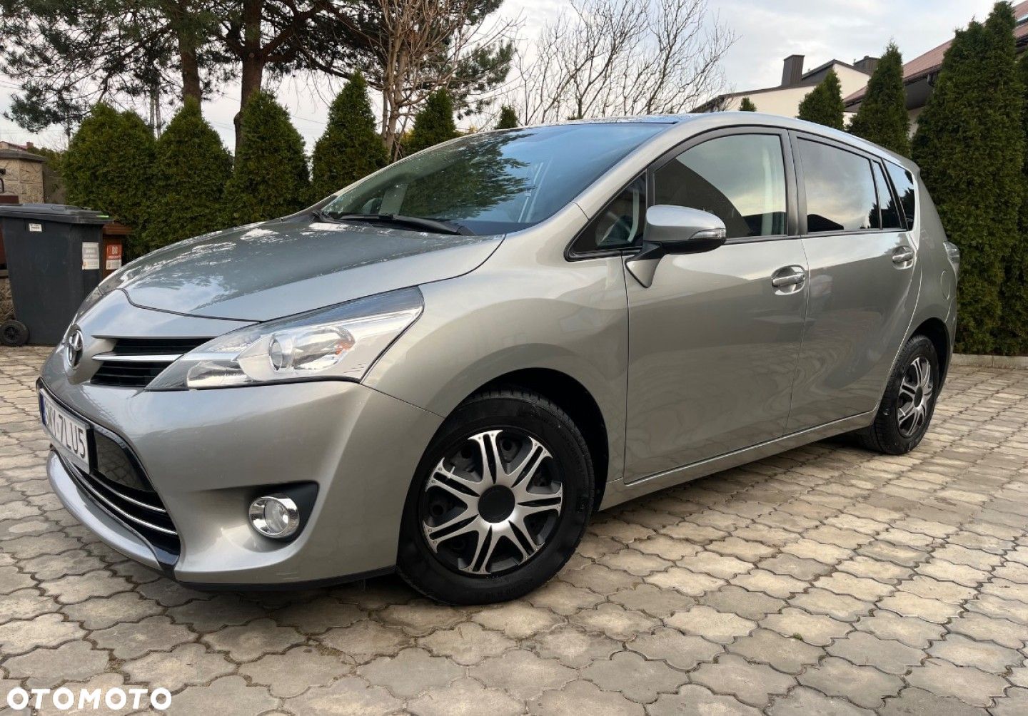 Toyota Verso - 1