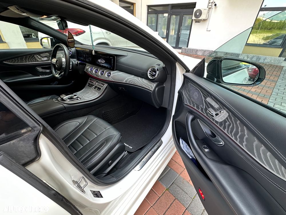 Mercedes-Benz CLS 400 d 4MATIC 9G-TRONIC AMG Line - 11