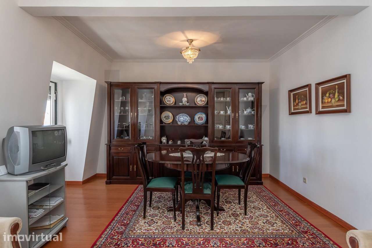 Apartamento T4, oportunidade em Lisboa - Grande imagem: 4/34