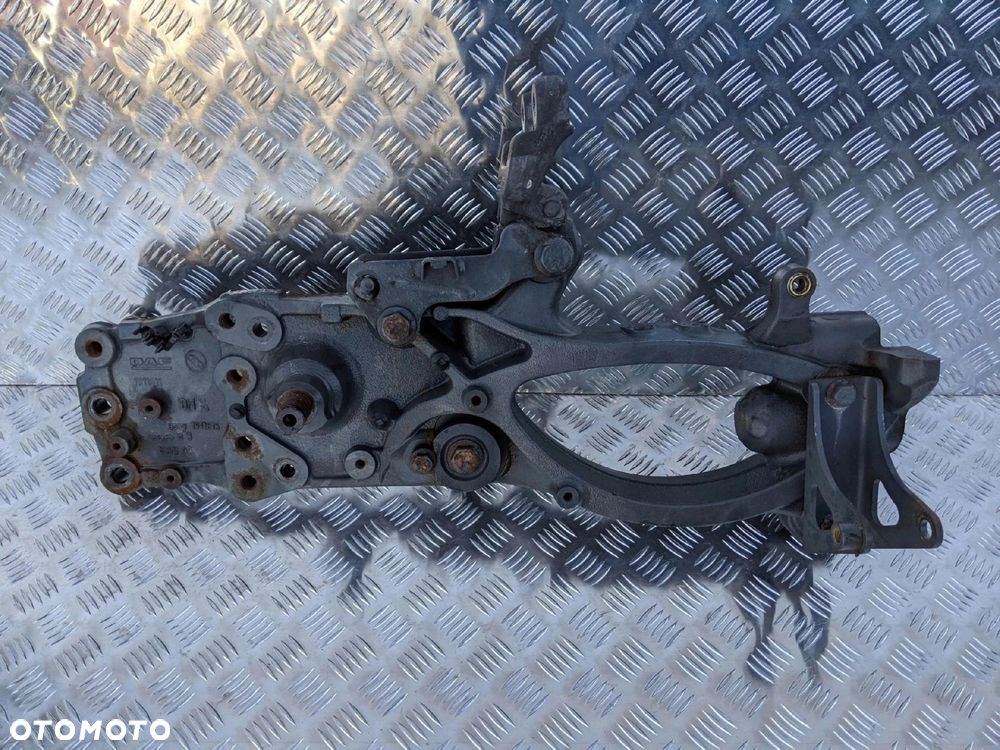 WSPORNIK RAMY STREFA ZGNIOTU PRAWA DAF XF 106 - 1