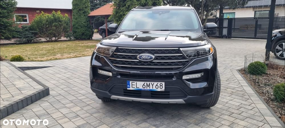 Ford Explorer - 1