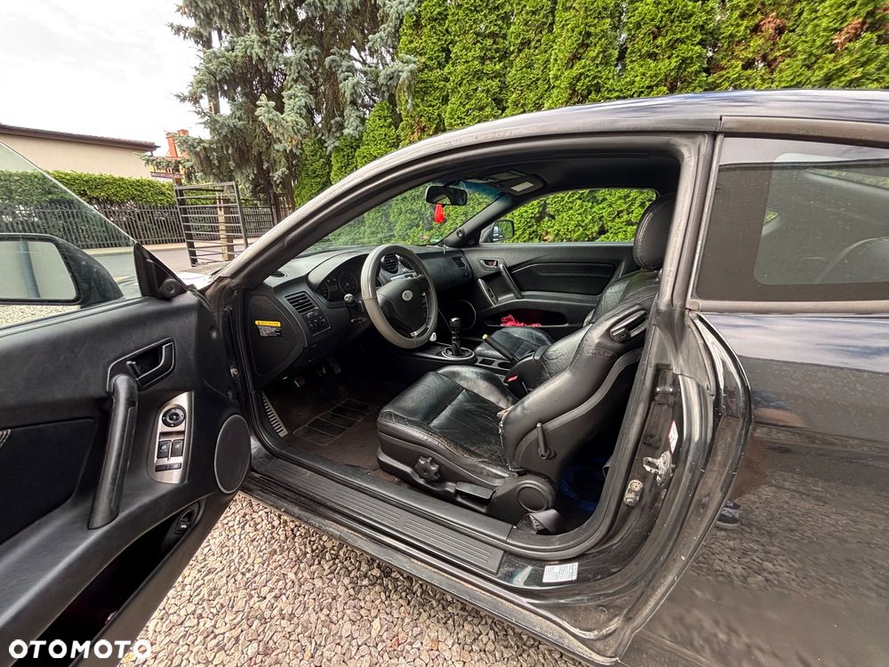 Hyundai Coupe 2.7 GLS - 13