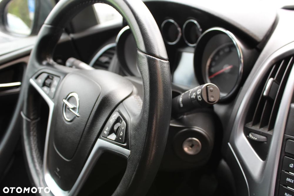 Opel Astra - 25