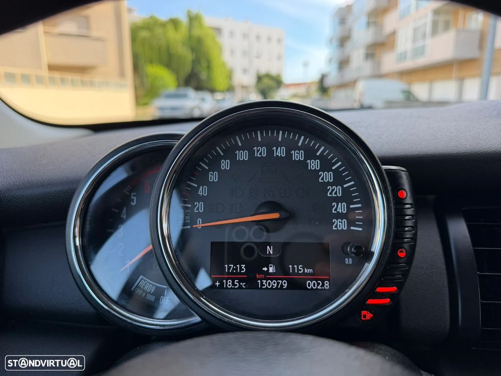 MINI 3 Portas One D Blackyard - 10