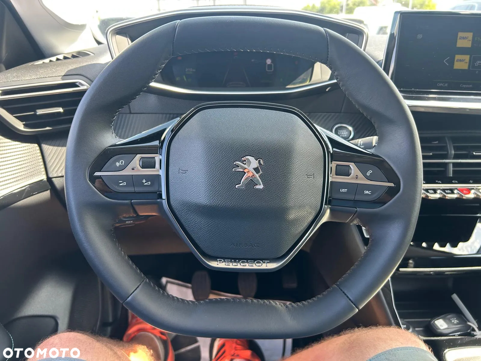 Peugeot 208 PureTech 100 Style - 21