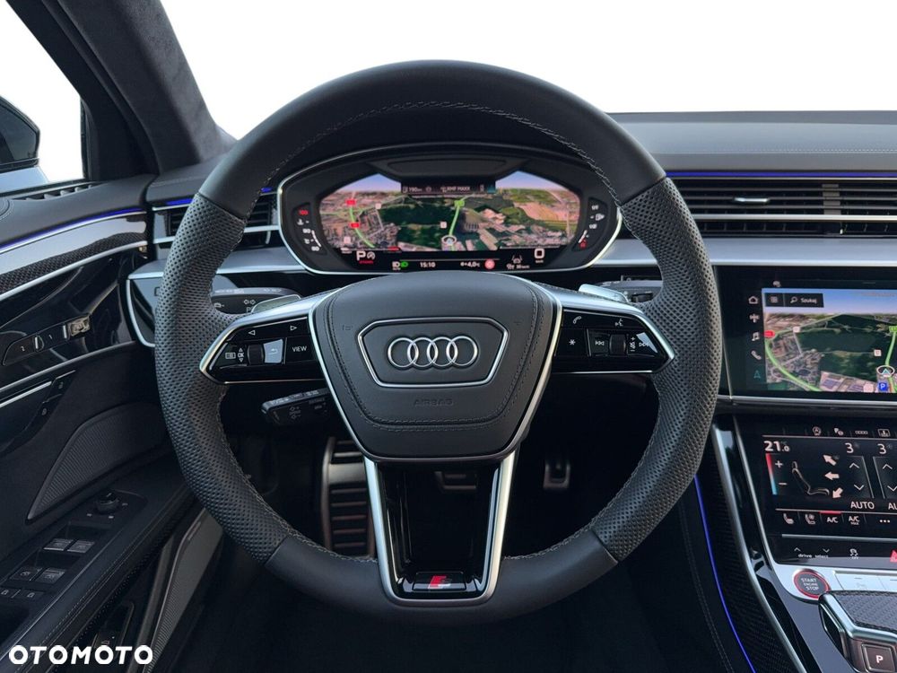 Audi S8 - 36