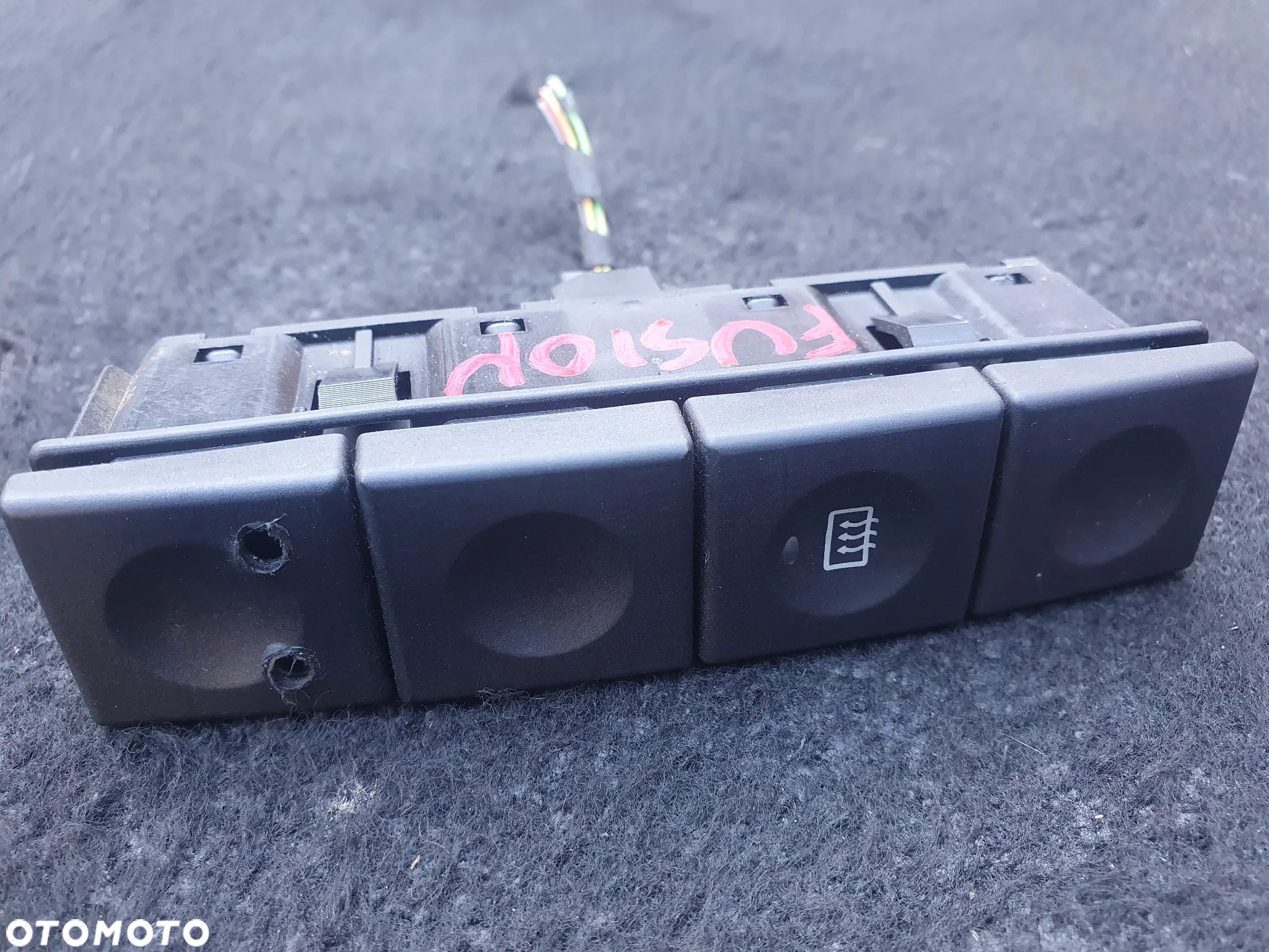 PRZEŁĄCZNIK PODGRZEWANIA SZYB FORD FIESTA MK6 2S6T18C621AC FORD FUSION - 1