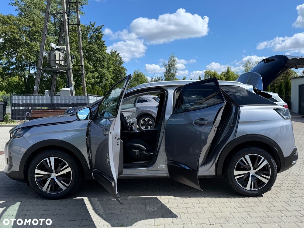 Peugeot 3008 1.5 BlueHDi Allure S&S - 18